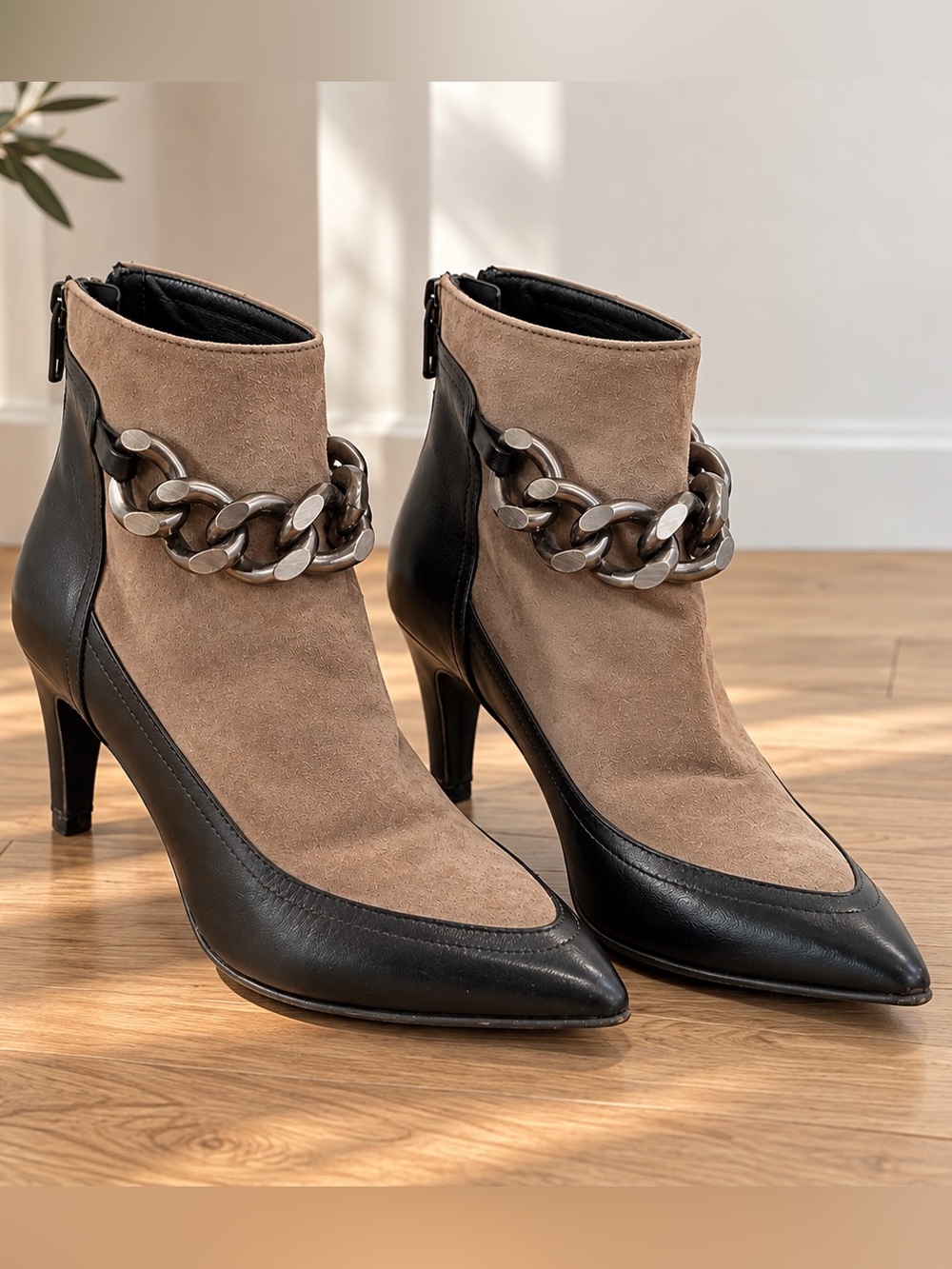 Y2K Napoleoni Made in Italy Suede Leather Chain Ankle Boots EU 36